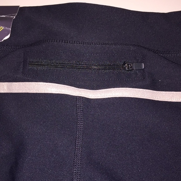 XERSION CAPRI LEGGINGS - Picture 4 of 6